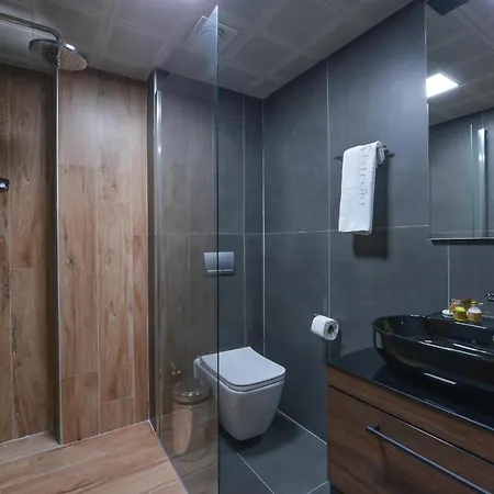 Istport Garden Hotels Arnavutkoy Extérieur photo A modern bathroom