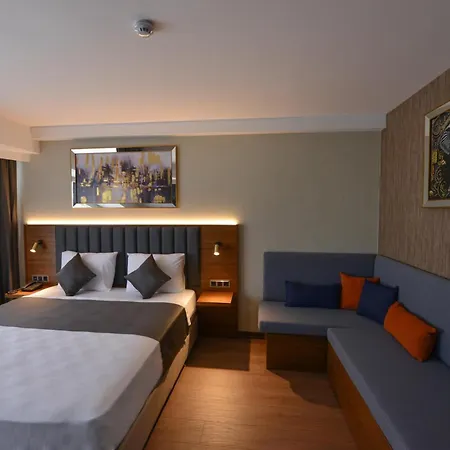 Istport Garden Hotels Arnavutkoy Chambre photo A room at the hotel